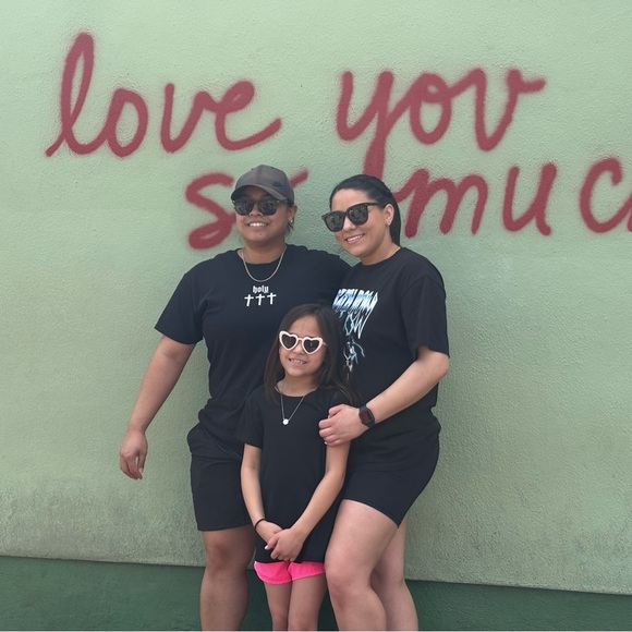 New Show Host Sign - Picture 5 of 7